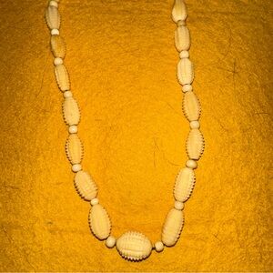 Vintage Alaskan Hand Carved Ivory/Bone Elegant Cream Beaded Necklace